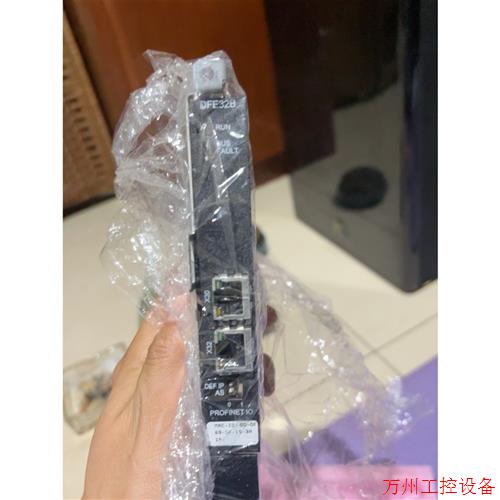 议价直拍不发:SEW变频器通讯板卡,DFE 32B板卡  全新无包装.未上