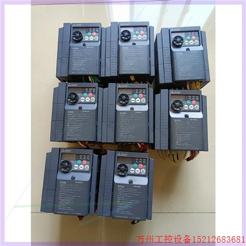 议价直拍不发:三晶变频器0.75KW,ATV13-2SR75GH,成色如图