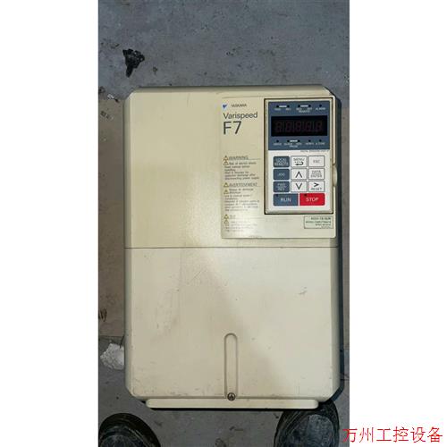 议价直拍不发:安川F7变频器二手拆机.380V,18.5KW,成色如图,功