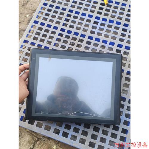 议价直拍不发:触摸屏NS12-TS01B-V2,二手拆机,通电亮灯屏