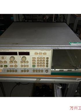 议价直拍不发:HP8350B 主机如图,单主机,没有插件。能通电开机