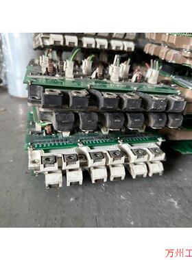 议价直拍不发:/英飞凌IGBT模块/2MBI300U4-120/FS3