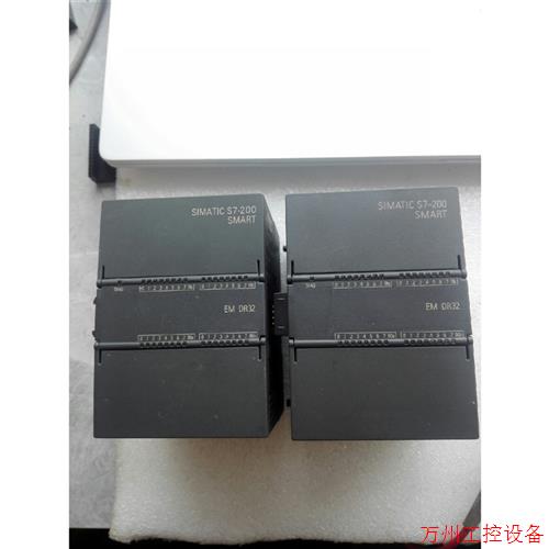 议价直拍不发: DR32 smartPLC数字量输入输出扩展模块em