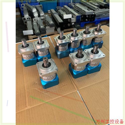 议价直拍不发:台湾PHT400W行星减速机,速比5比,7比,10比,