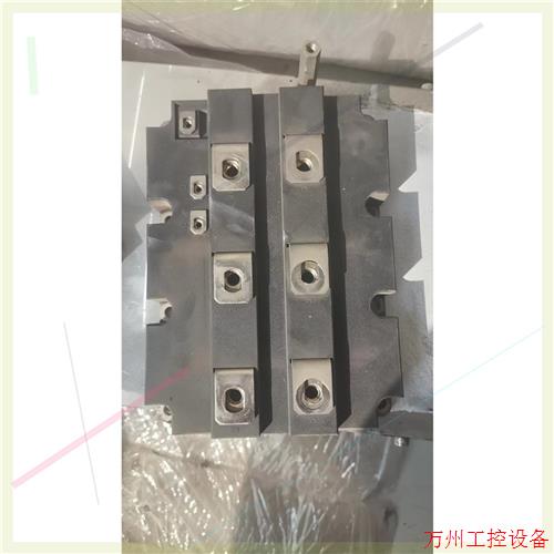 议价直拍不发:英飞凌FP75R12KT4_B15模块拆机功能正常,成色漂亮