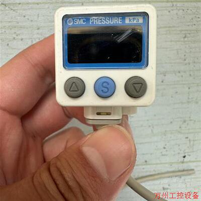 议价直拍不发:(请询价)SMC原装数显压力开关ZSE40AF-01-R-M真空