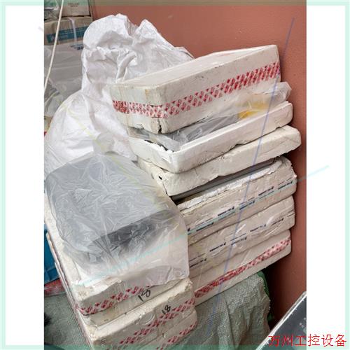 议价直拍不发:议价电力电容器BSMJ0.4一18一3,8台