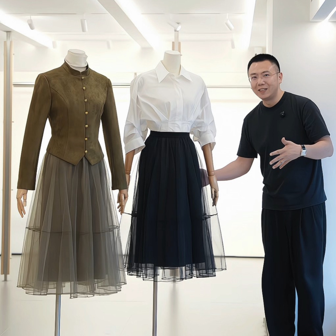 杰唯卡黑色网纱半身裙2026秋冬新款中长款蓬蓬裙高腰大摆A字纱裙