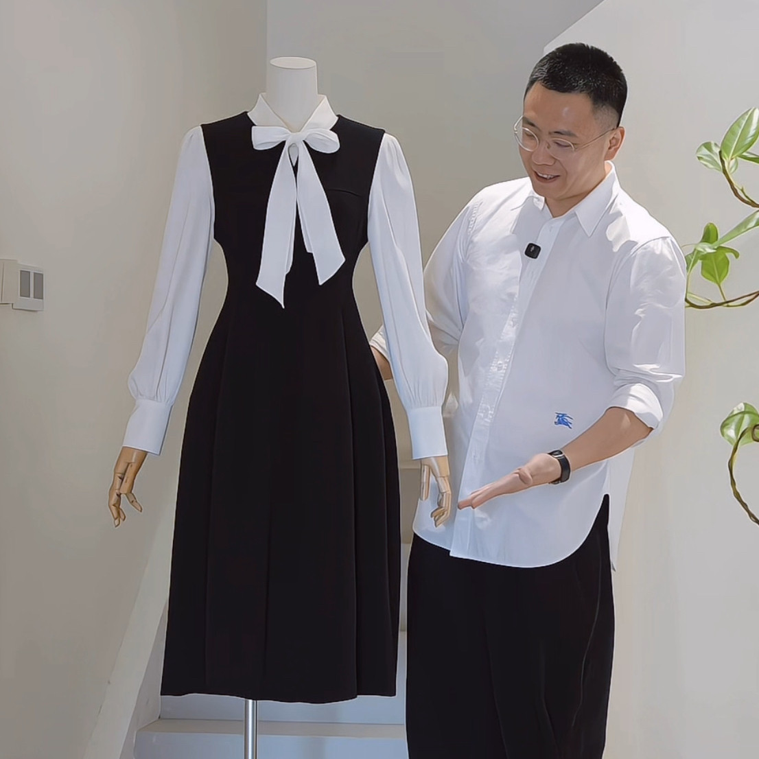 杰唯卡 气质通勤显瘦收腰小黑裙2026春季新款黑色礼服中长连衣裙,女装/女士精品,连衣裙,淘宝优惠券,粉丝福利购,淘宝优惠卷