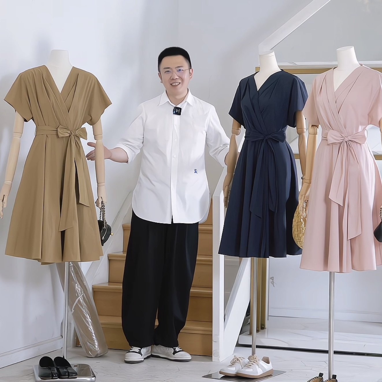 杰唯卡 气质通勤V领连衣裙2025夏季新款气质收腰设计感衬衫裙