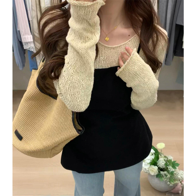 圆领镂空长袖针织衫上衣女