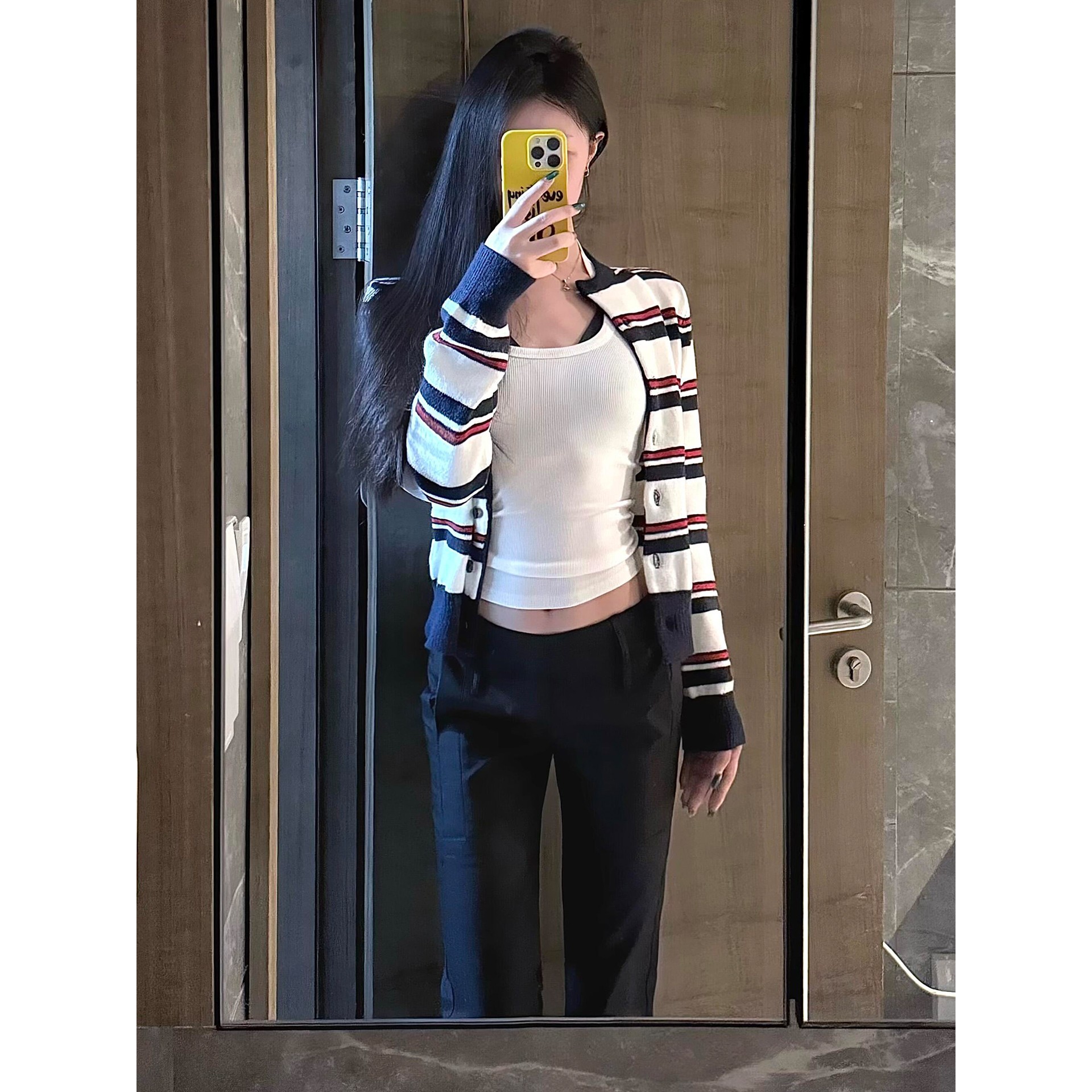 韩系早秋穿搭条纹针织毛衣