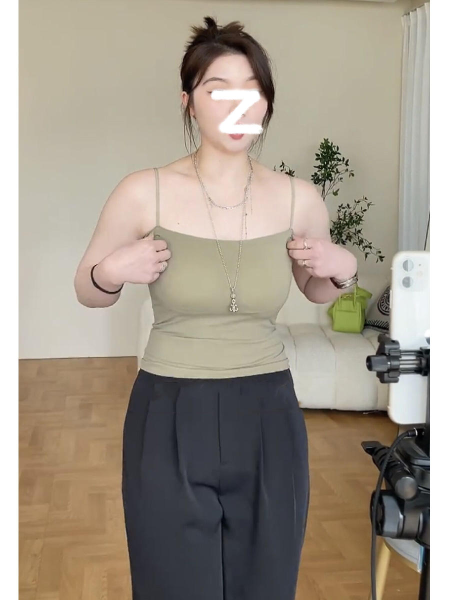 显瘦美背短款打底上衣