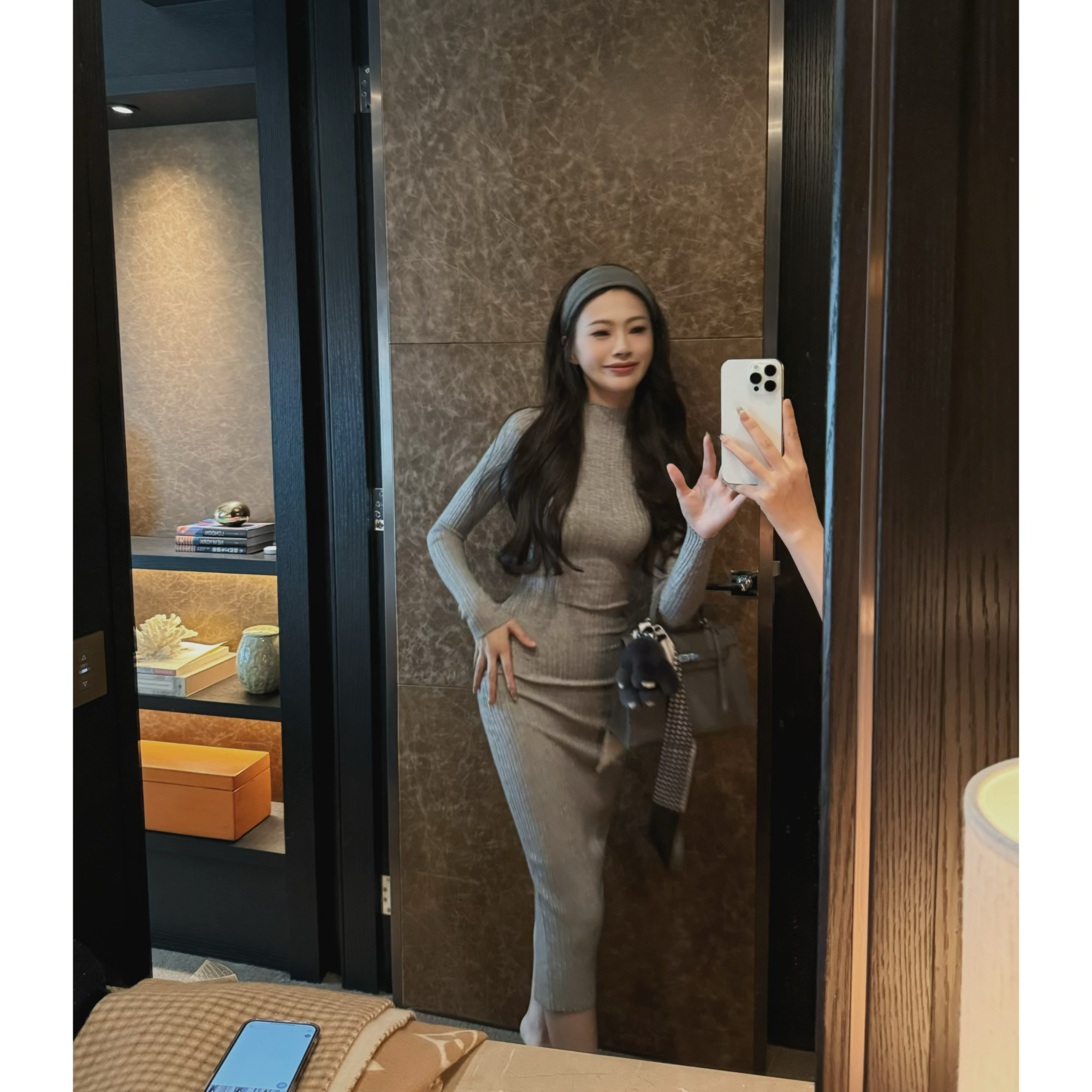IN MIMIFACE 半高领紧身性感打底裙中长款针织连衣裙长袖包臀裙
