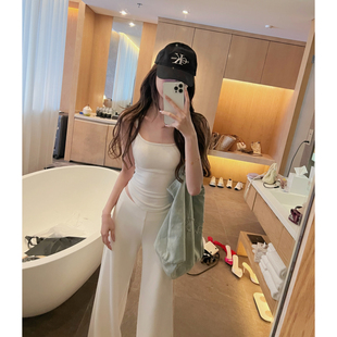 IN MIMIFACE 胸垫一体式细肩带U领美背上衣弧形下摆修身吊带背心