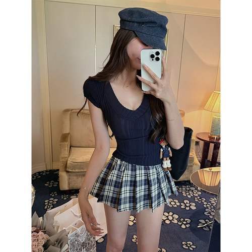 IN MIMIFACE 夏季纯欲风U领设计感显瘦低领针织短袖t恤女气质上衣