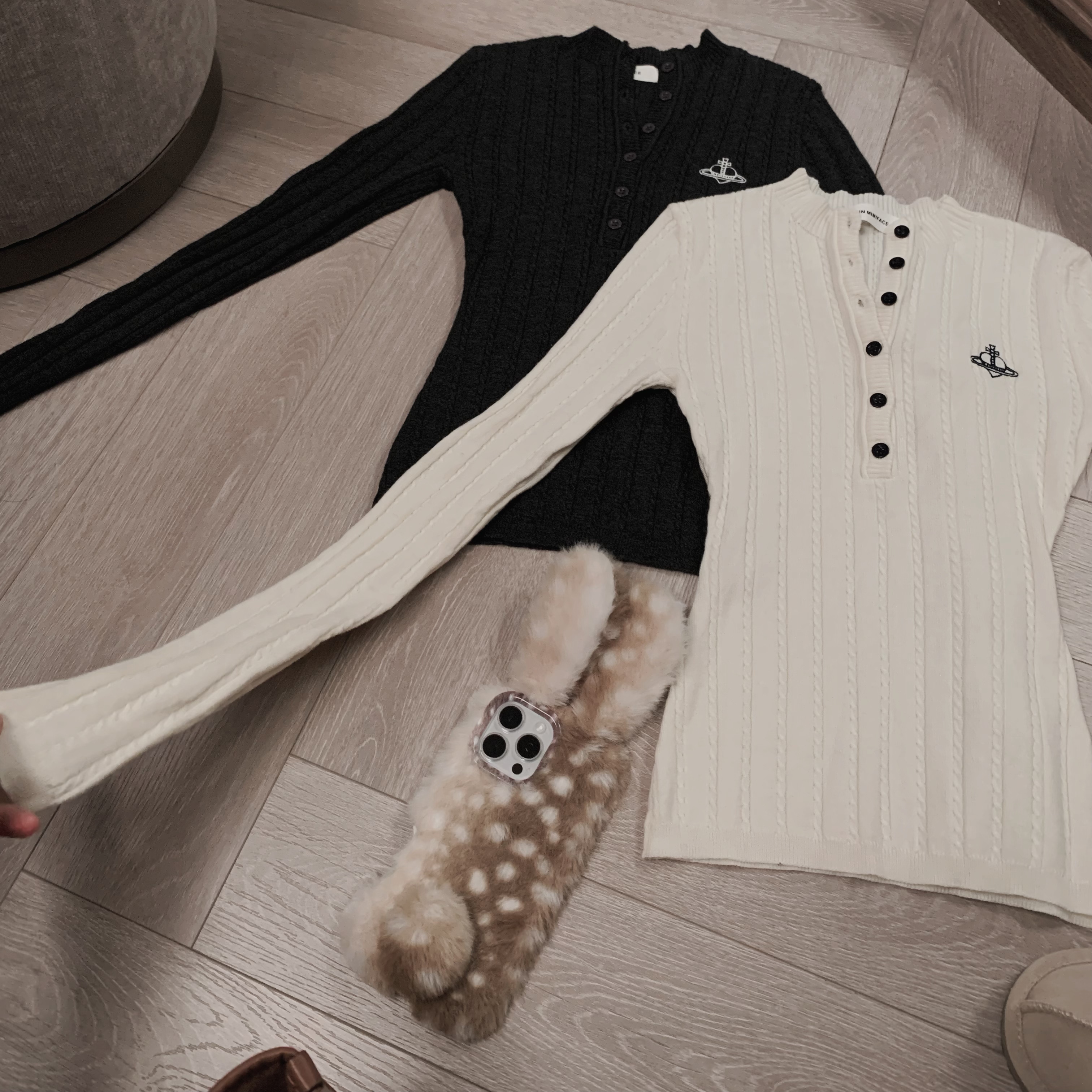 IN MIMIFACE【12.22/20:00上新】刺绣针织衫