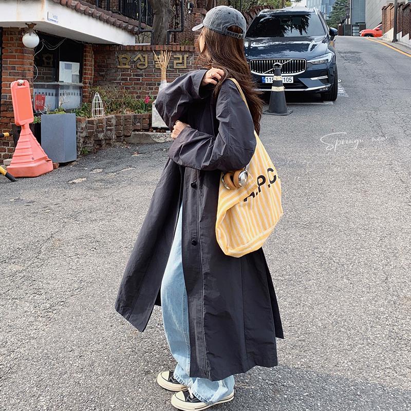 春款现货！长款单排扣风衣Q139P165K258,女装风衣,两个王小姐