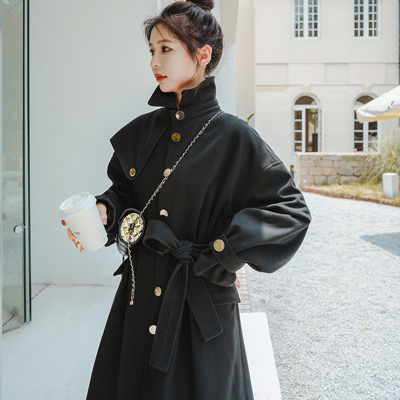 22冬新款！！出货中！！金扣超垂坠赫本风呢大衣Q221P180K268，女装毛呢外套，两个王小姐