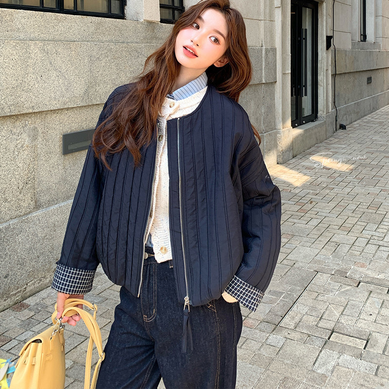 新款！！现货圆领压棉外套Q193P195K288,女装短外套,两个王小姐