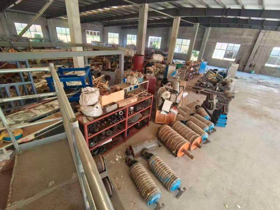 2月3日淮安某公司所有的存放在金湖县同泰大道177号厂房内的机器设备、电子设备及办公用品（详见评估报告）网络拍卖公告