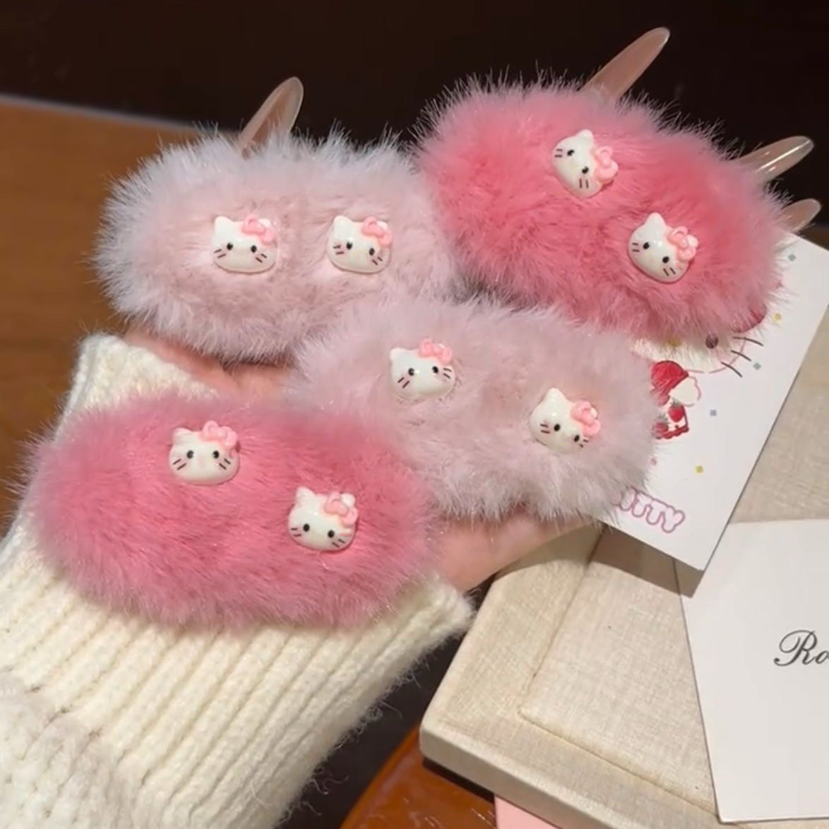 秋冬新款毛绒发夹超级仙女童成人毛球猫咪发饰卡通造型夹子