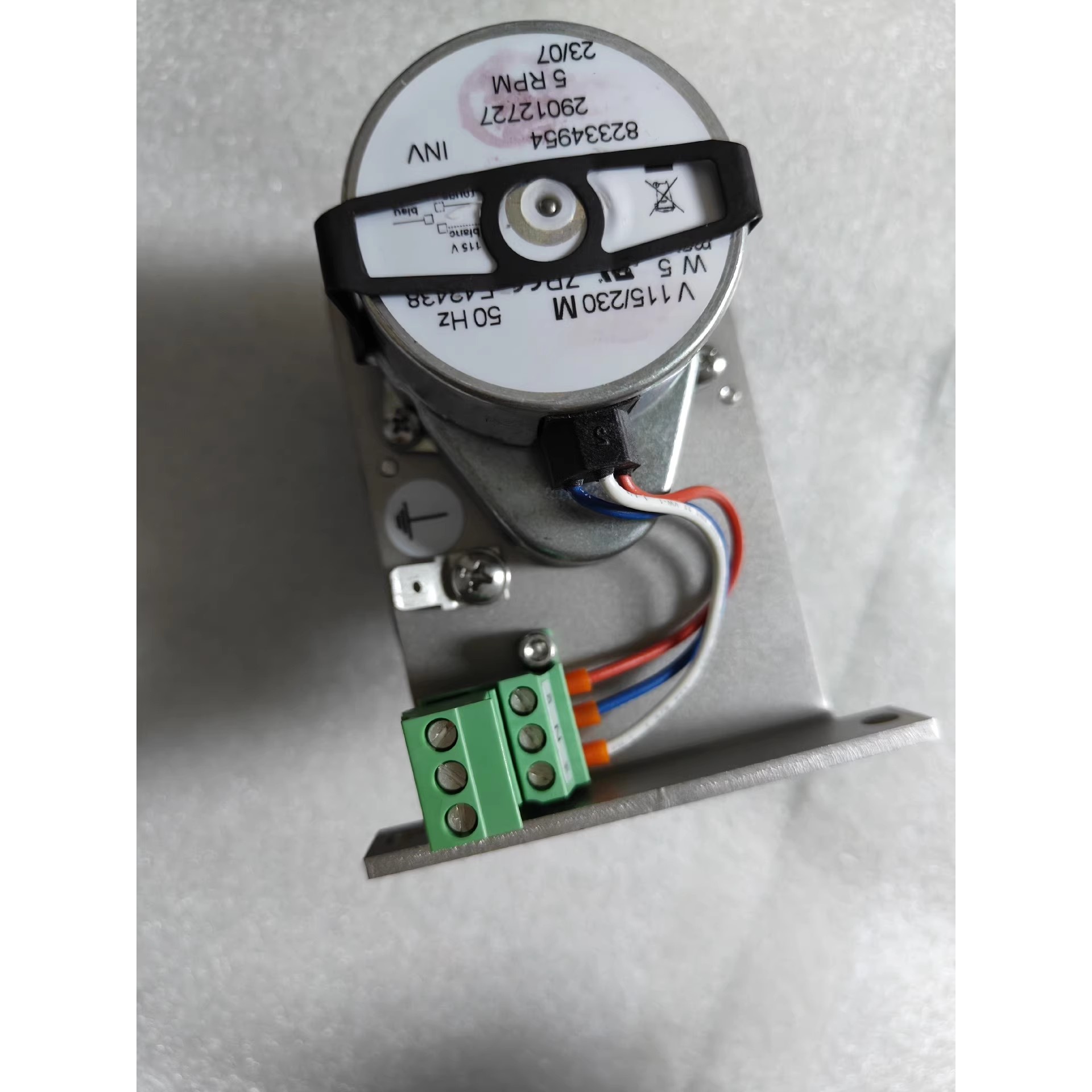 SR25 2W 115V-230V M&C 隔膜泵