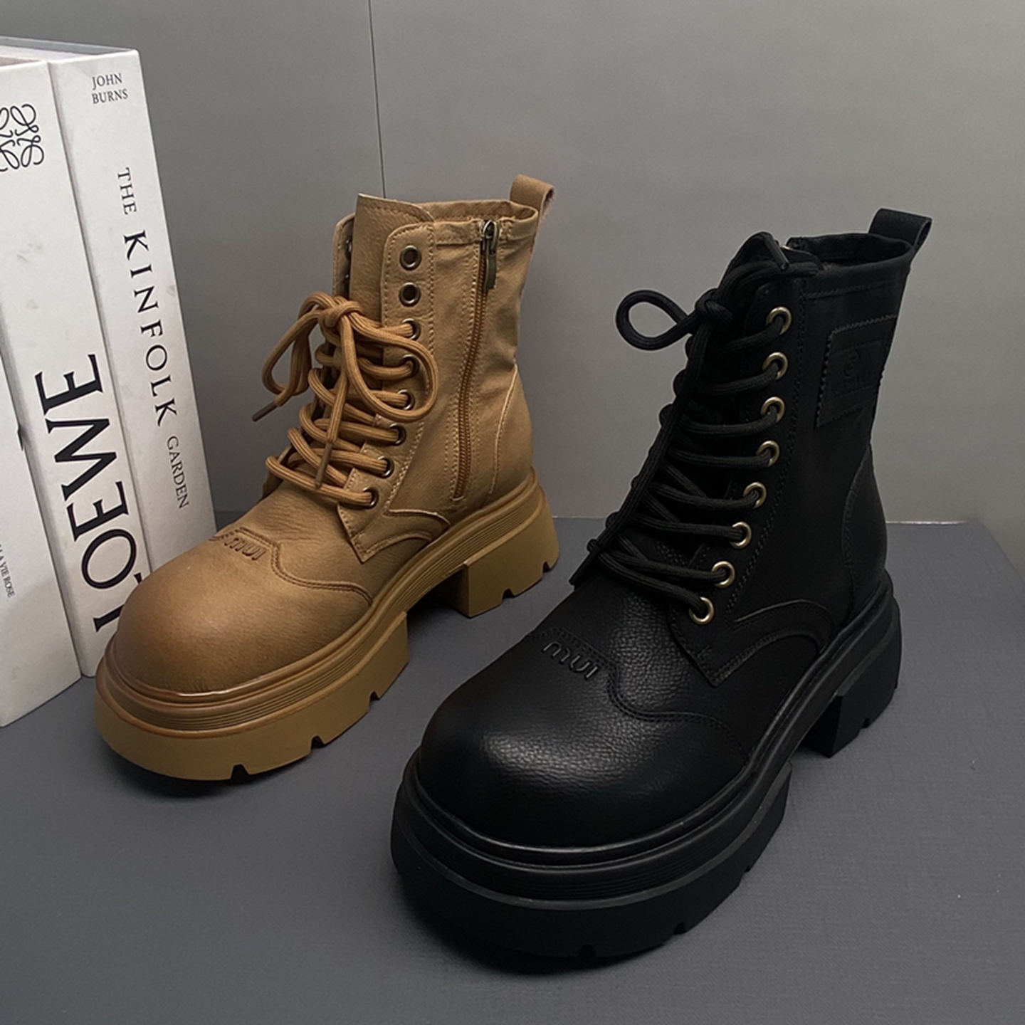 增高加绒英伦风真皮厚底马丁靴女