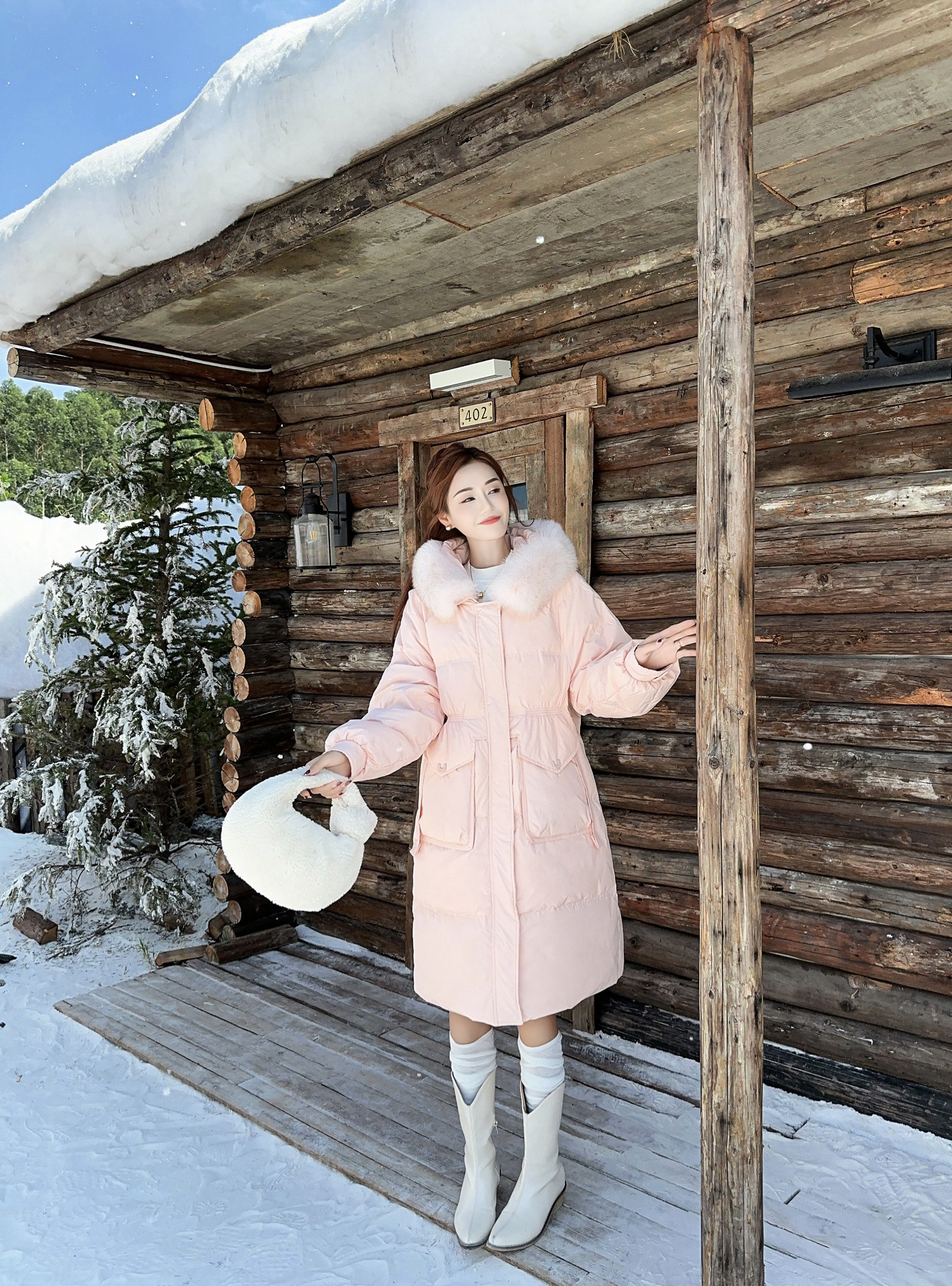 新款韩版女款小个子时尚羽绒服气质高端大毛领狐狸毛粉色外套8909