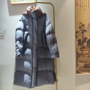 300克+90白鹅绒轻逸泡芙羽绒服新款冬季连帽长款羽绒女宽松面包服