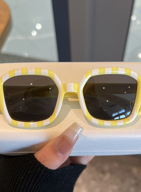 儿童（3-8岁）个性条纹方形太阳镜男女通用简约遮阳墨镜防紫外线