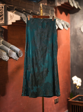 蓝大原创女装高级感绿色真丝香云纱显瘦过膝松紧高腰半身裙5834