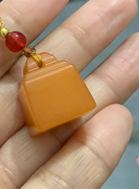 姓名印章定做刻名字方篆刻东陵玉石圆形吊坠饰品生日礼物小众挂件