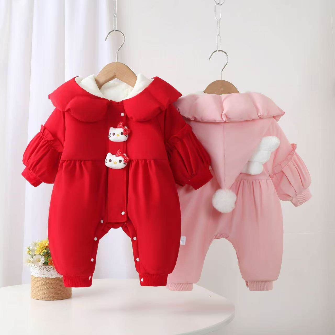 超萌婴儿衣服女宝宝冬装连体加厚夹棉服可爱洋气小月龄外出服冬季,童装/婴儿装/亲子装,连身衣/爬服/哈衣,淘宝优惠券,粉丝福利购,淘宝优惠卷