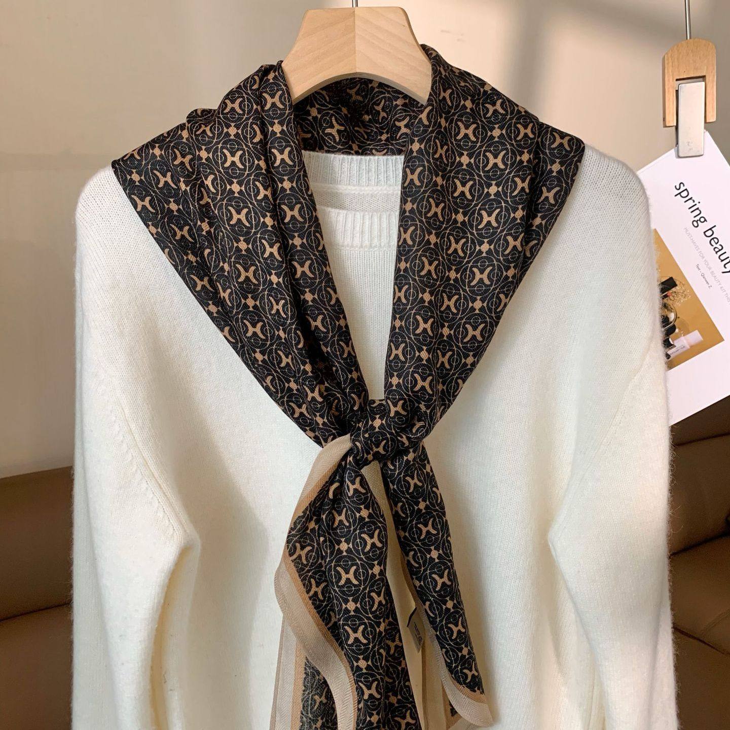 【卡布奇诺】宽飘带长条时尚通勤薄款格子丝巾欧美女士百搭