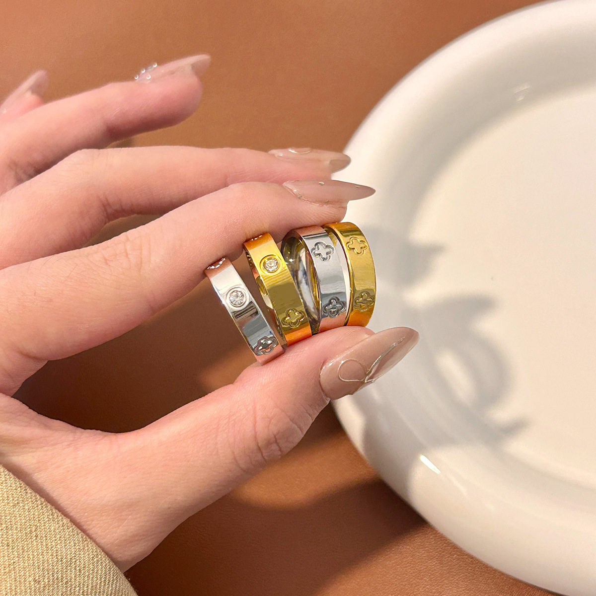 钛钢四叶草戒指女不掉色素圈带钻小众设计百搭食指感情侣对戒,饰品/流行首饰/时尚饰品新,戒指/指环,淘宝优惠券,粉丝福利购,淘宝优惠卷