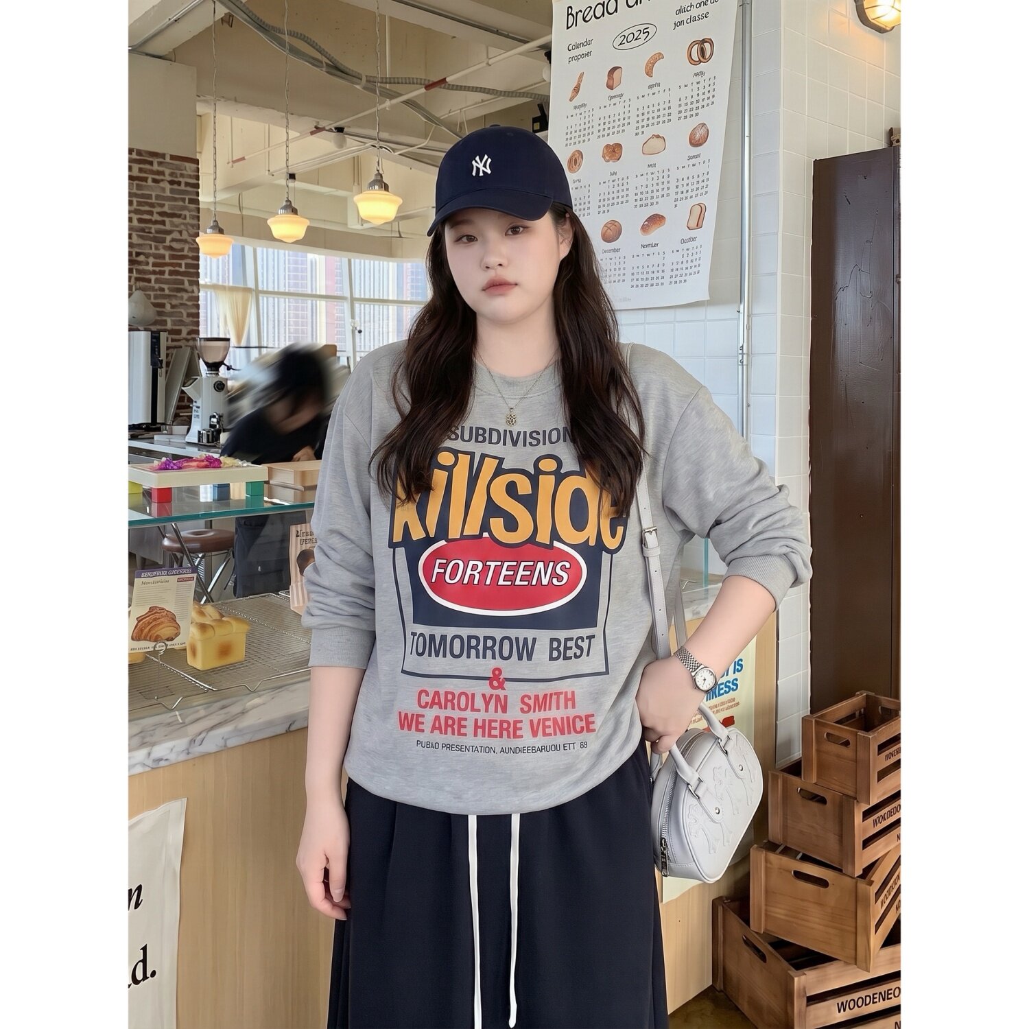 梵朵大码女装秋季新款慵懒风休闲字母印花上衣圆领卫衣16195R