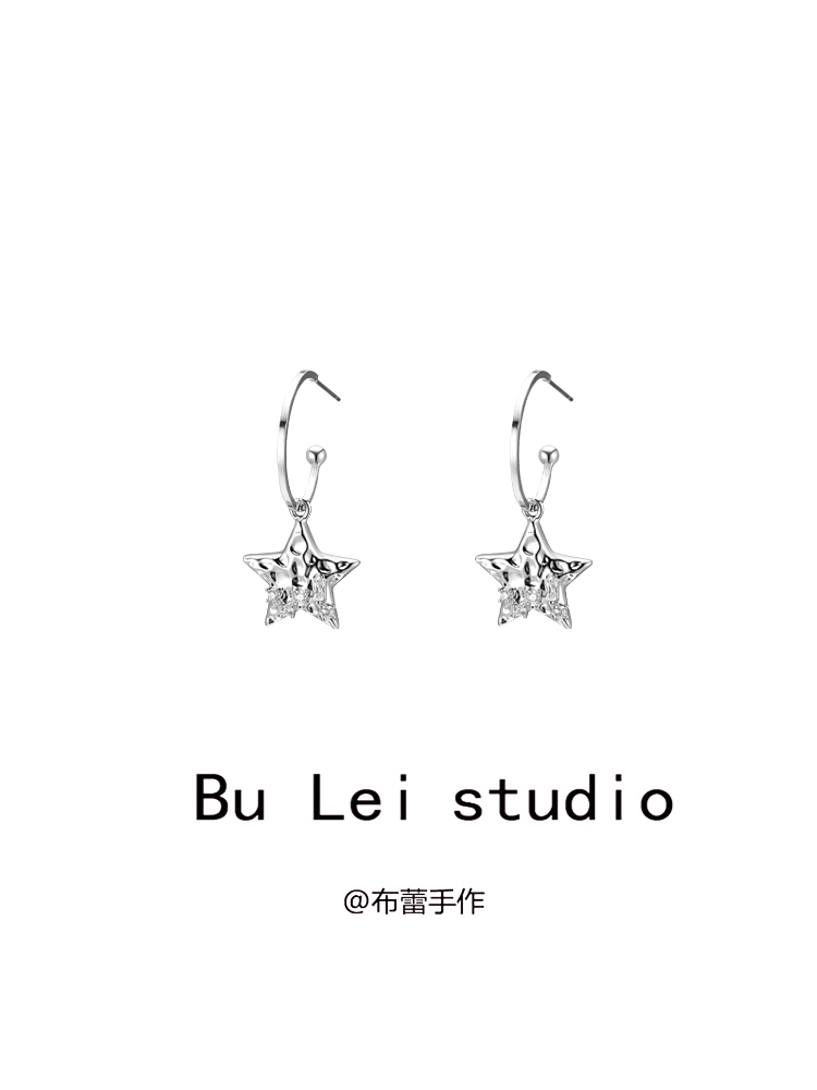 星星小众设计闪钻耳饰