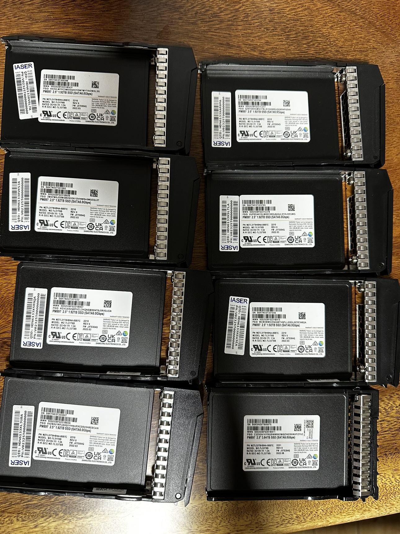 V02325T000000000 浪潮PM897 1.92TB SSD SATA MZ7L31T9HBNA