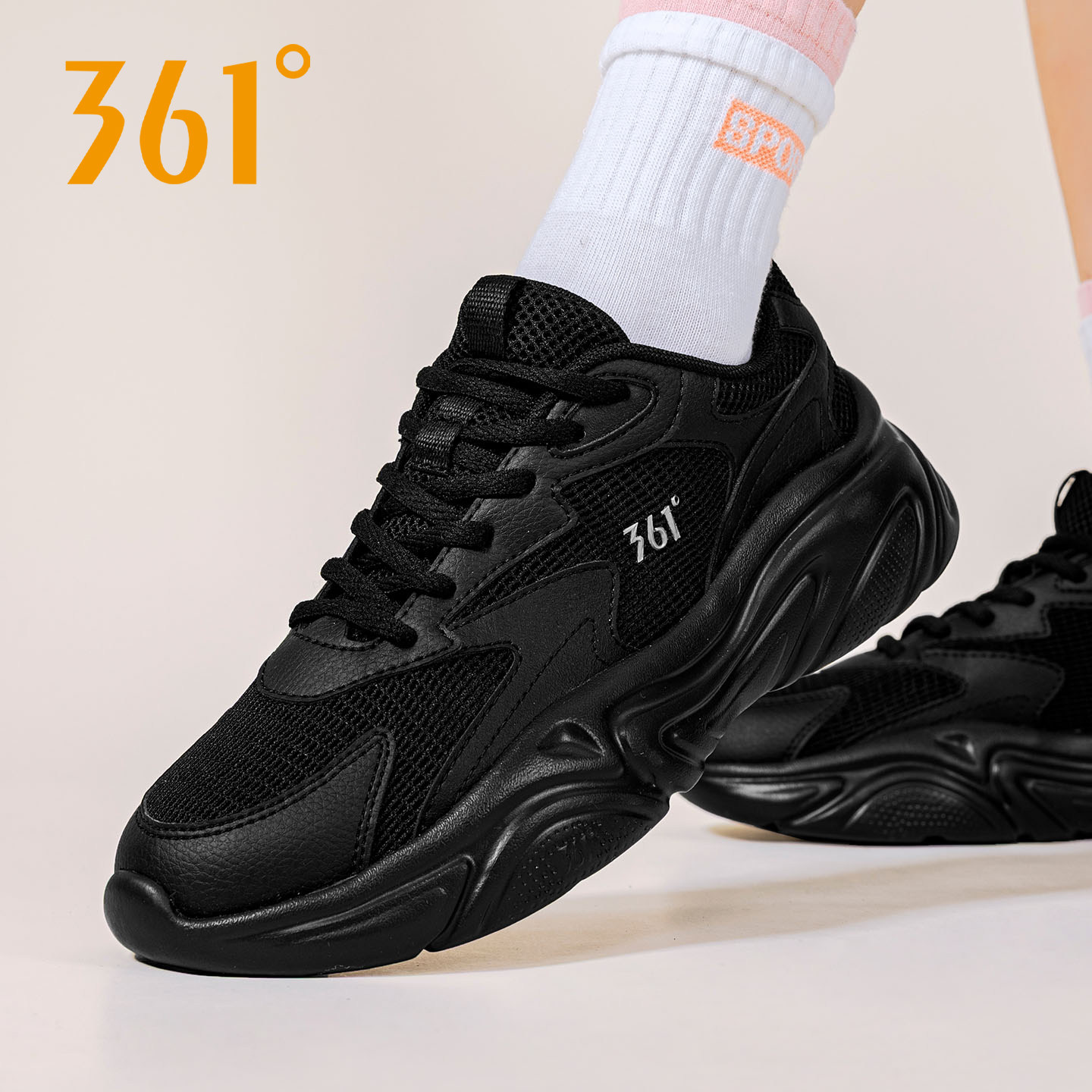 361女鞋夏季运动鞋官方正品2026新款透气休闲黑色网鞋薄款跑步鞋