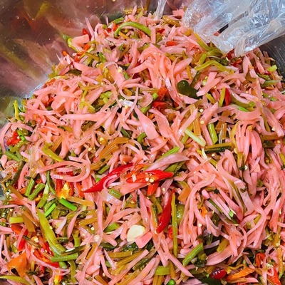 农家土坛发酵酸辣混合酸萝卜丝