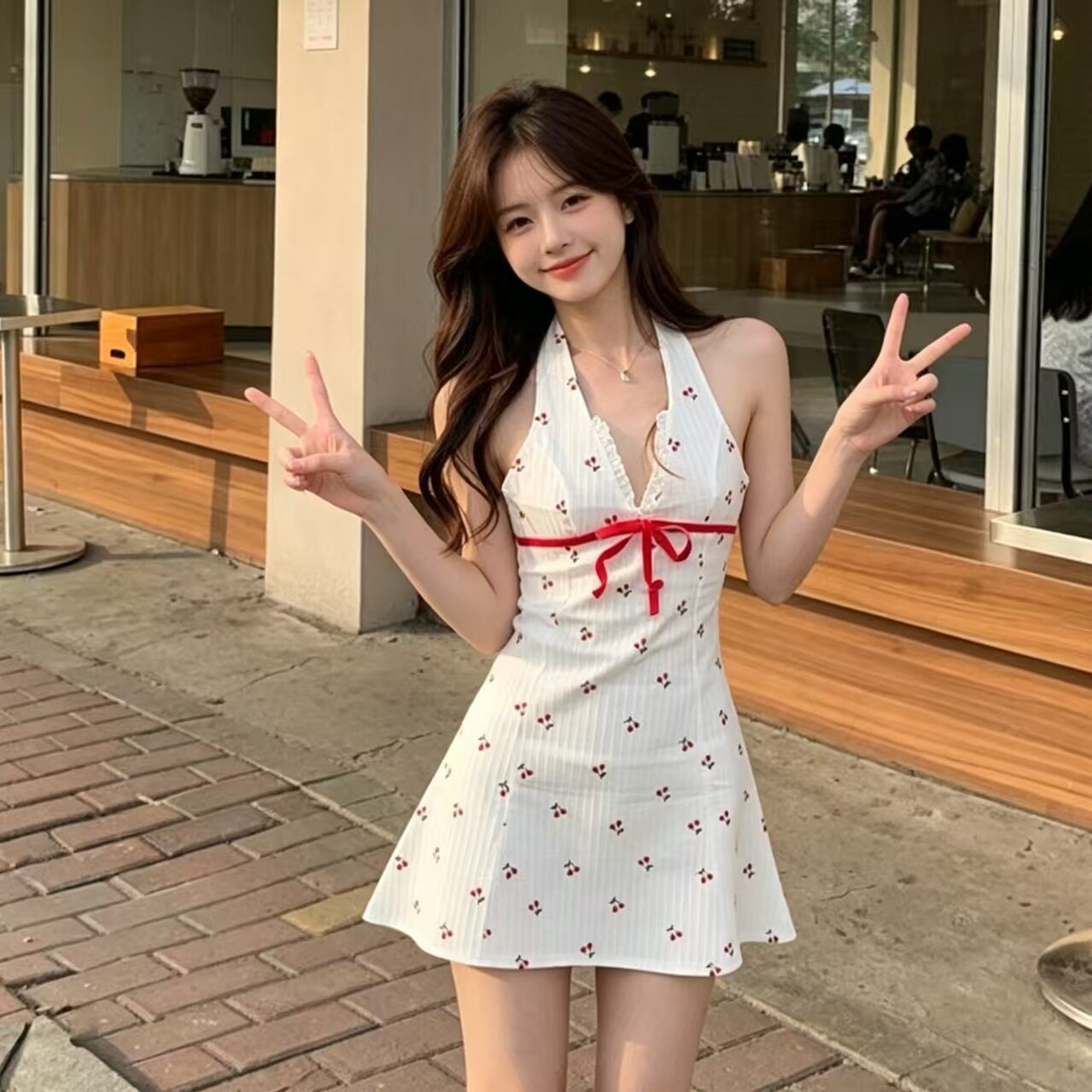 超仙碎花挂脖连衣裙短款夏季韩版图片