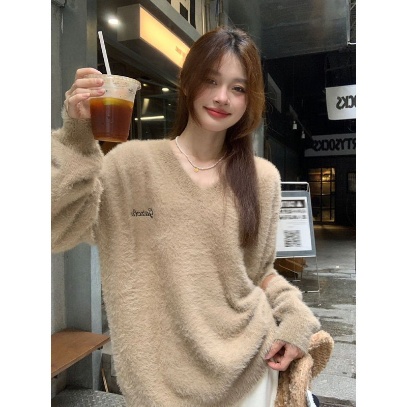 宋正恩慵懒风仿貂绒套头V领毛衣女秋冬显瘦宽松感针织衫上衣