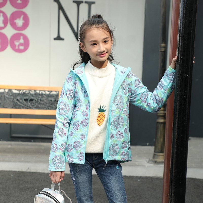 女童外套2024春秋新款童装中大童冲锋衣儿童运动加绒加厚休闲上衣