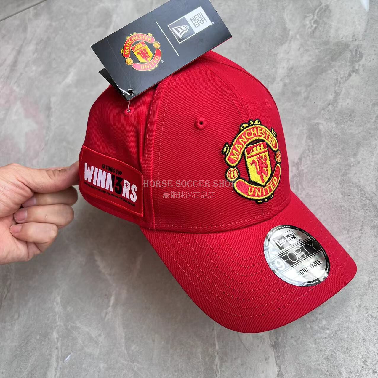 曼联足总杯夺冠帽子 英国官方正品 足球周边纪念收藏送人球迷礼物