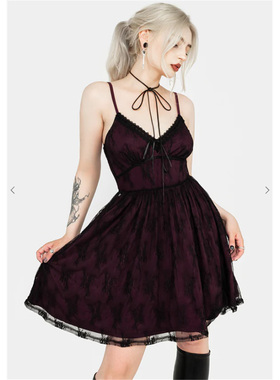 英国小众哥特亚文化ins暗黑辣妹法式复古蕾丝V领收腰A字连衣裙紫