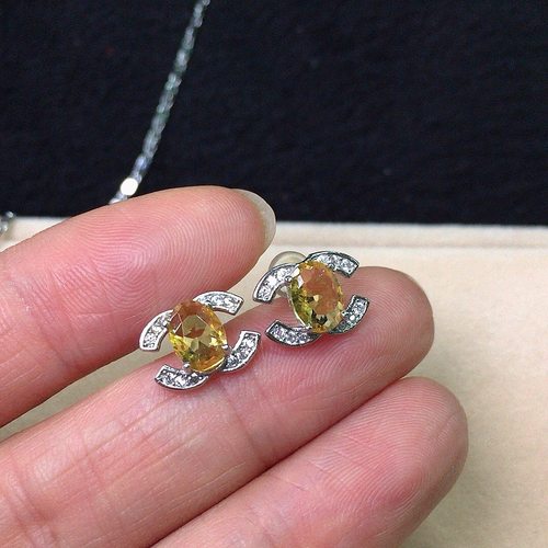 小香风花朵水晶耳钉女s925纯银镶钻招财黄水晶气质耳环小众设计感