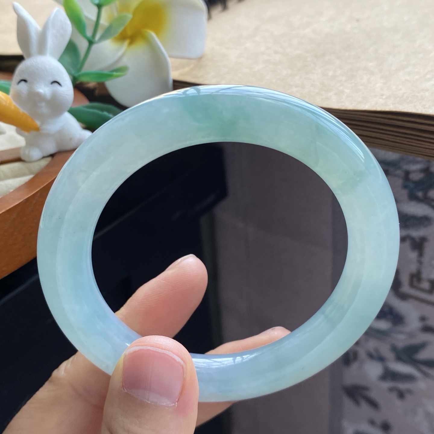 2.22批971号56.8-10.7-11.1浅绿色给人一种清新轻盈的感觉！