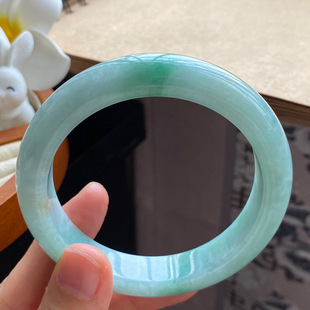 5.24批4770号57-12.5-8.7 黄加绿双色镯！绿底色清爽耐看