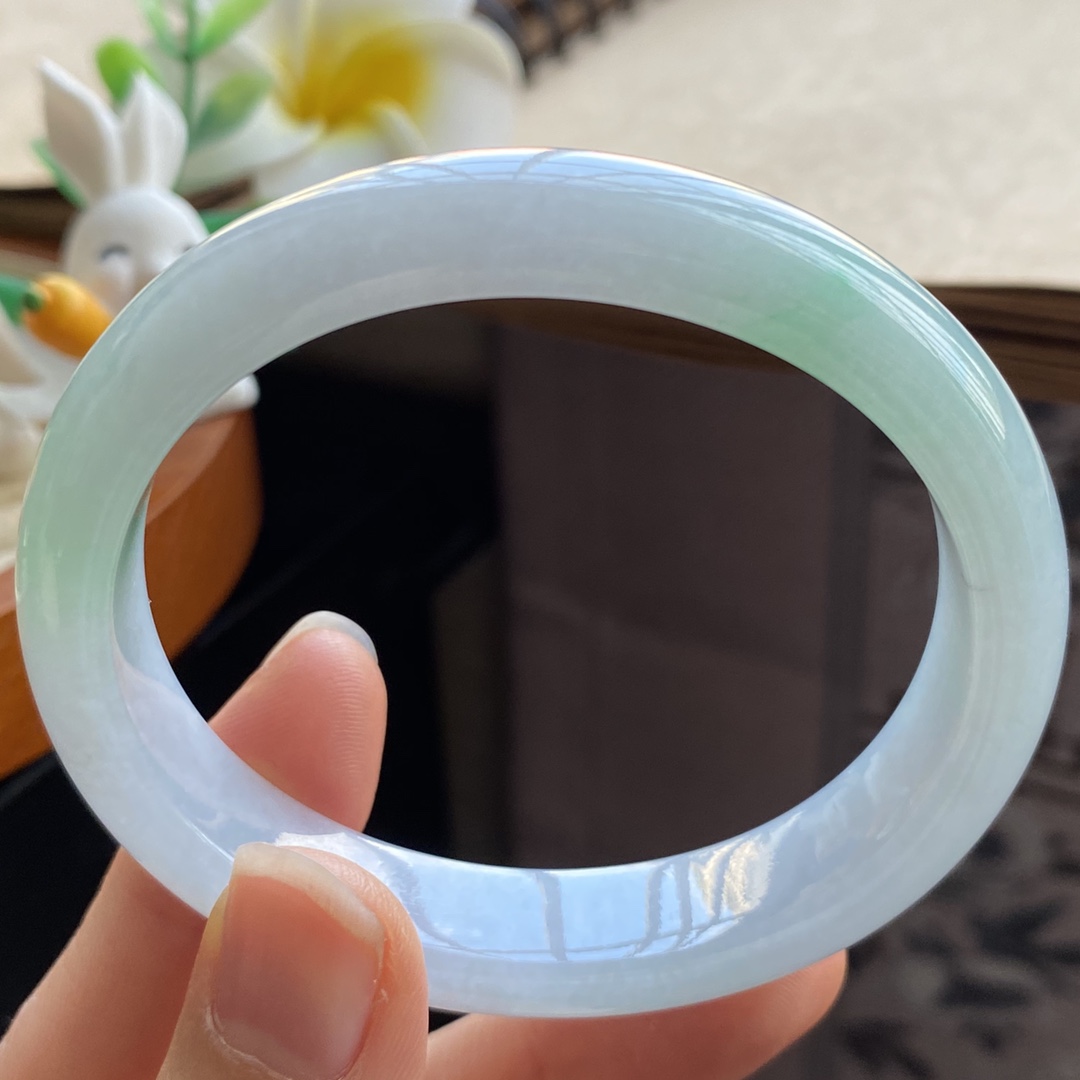 2.8批411号54.5-48.5-12.5-7.2贵妃适合正圈52的戴 白底青